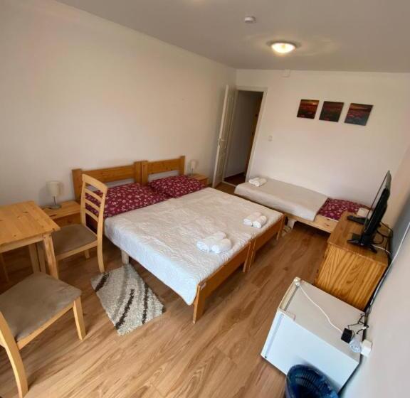 חדר סטנדרט, Aranyló Vendégház