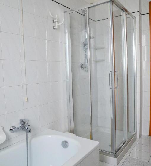 חדר סטנדרט חדר אמבטיה משותף, B&b Nonna Cecilia