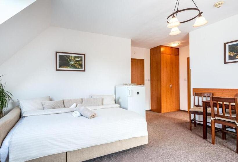 סוויטה, Pension čtyřlístek