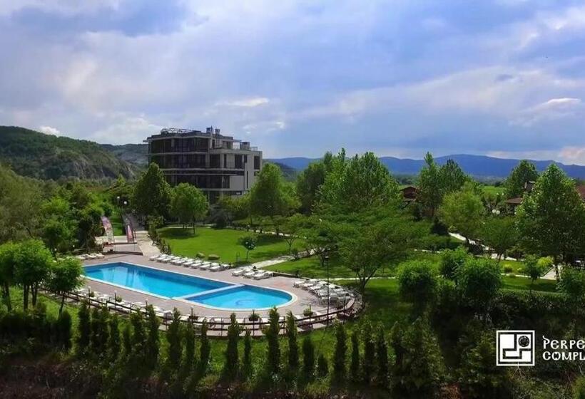 شقة غرفة واحدة مطلة على حمام السباحة, Complex Perpera