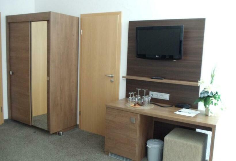 스탠다드 발코니 룸, Weinhotel Kienle