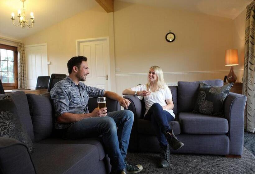 １ベッドルームハウス, High Lodge