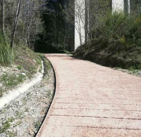 חדר סטנדרט לשלושה, Le Petit Chateau