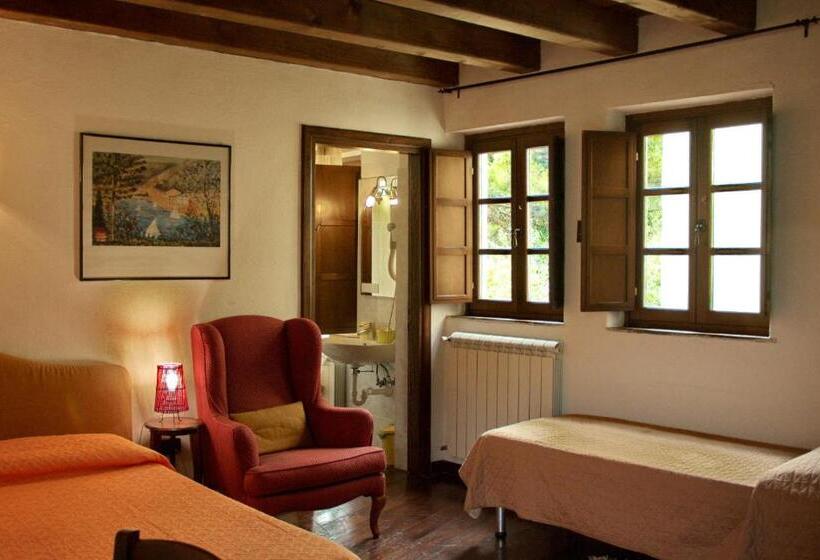 חדר סטנדרט לשלושה, Le Petit Chateau