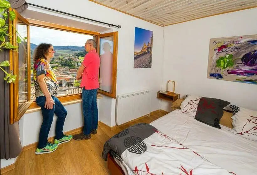 スタンダード4人部屋, Au Château De Villelongue B&b