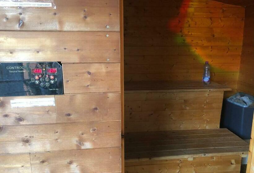 غرفة قياسية, Le Patio 34