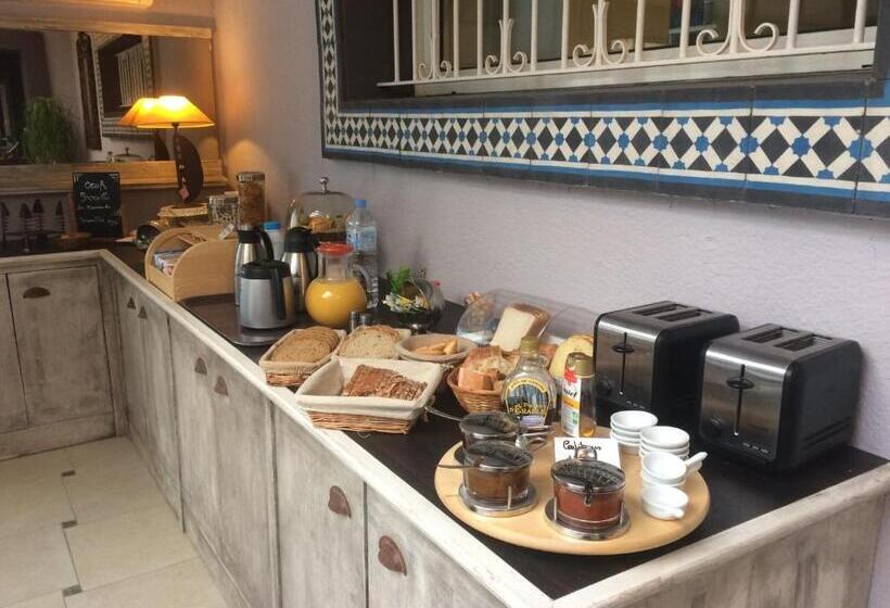 غرفة قياسية, Le Patio 34