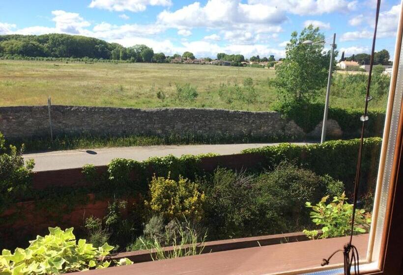 غرفة قياسية, Le Patio 34