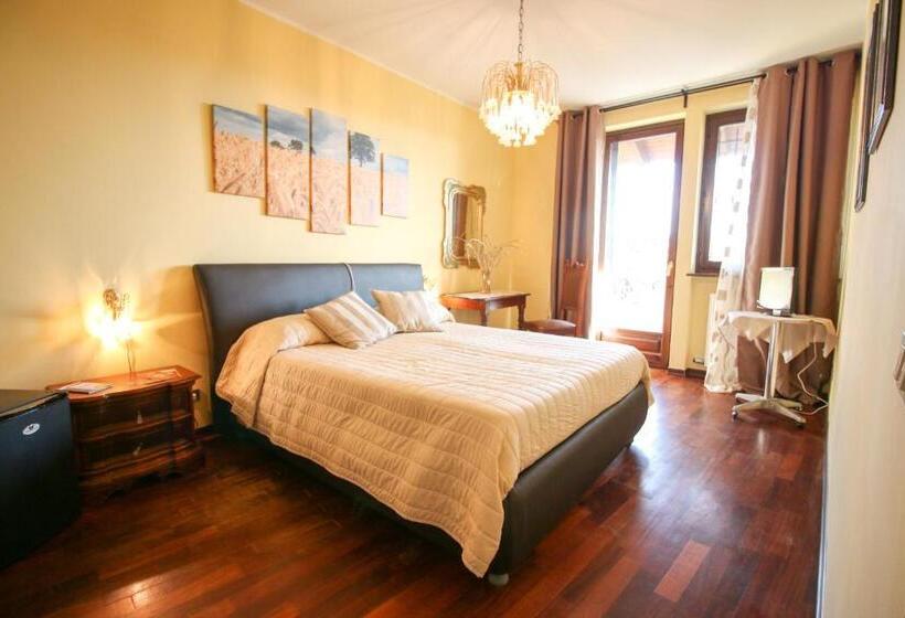 חדר דלוקס עם מרפסת, Spighe Paglia E Girasole