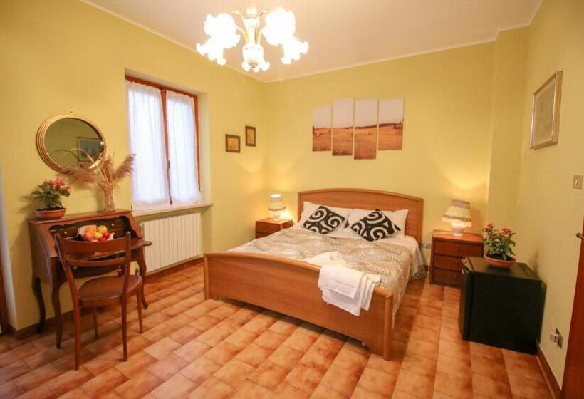 חדר סטנדרט עם מרפסת, Spighe Paglia E Girasole