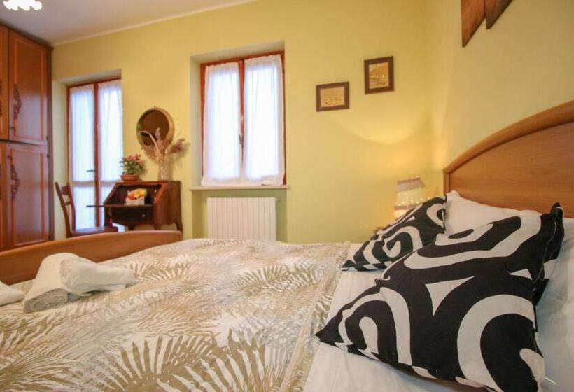 חדר סטנדרט עם מרפסת, Spighe Paglia E Girasole