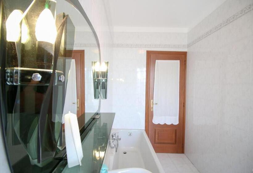 חדר דלוקס עם מרפסת, Spighe Paglia E Girasole