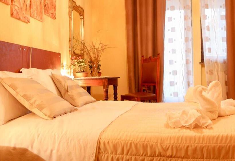 חדר דלוקס עם מרפסת, Spighe Paglia E Girasole