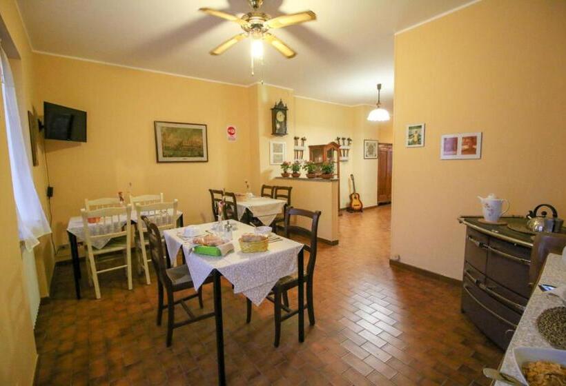 חדר דלוקס עם מרפסת, Spighe Paglia E Girasole