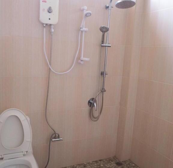 Трехместный Номер Стандарт с Балконом, Pru Valley Thaley Tai Resort