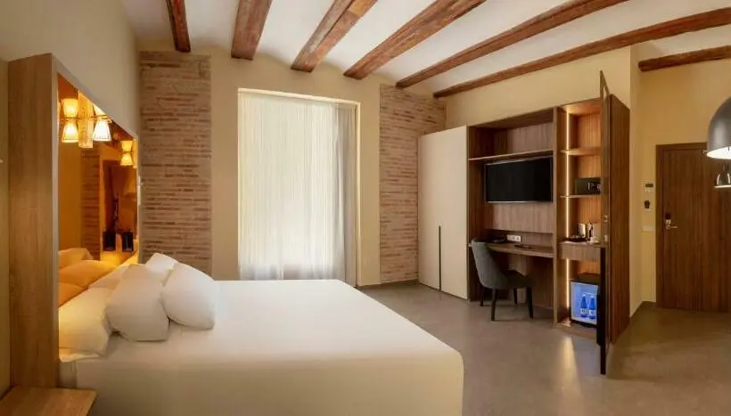 اتاق سوپریور, SH Suite Palace