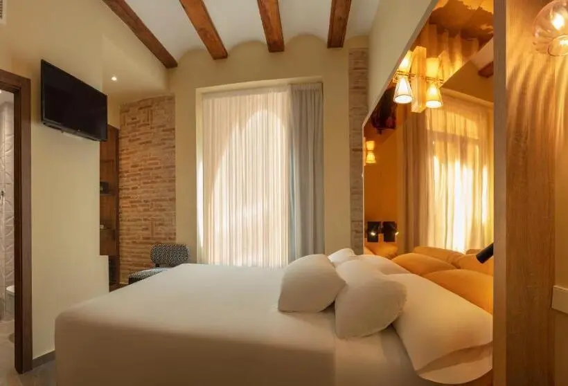 اتاق استاندارد, SH Suite Palace