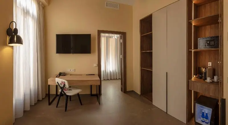 اتاق سوپریور, SH Suite Palace