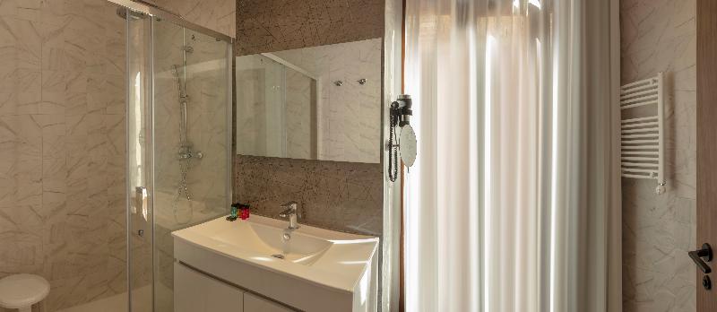 غرفة سوبيريور, SH Suite Palace