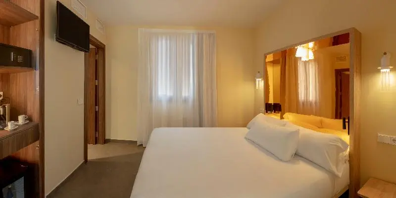 اتاق استاندارد, SH Suite Palace
