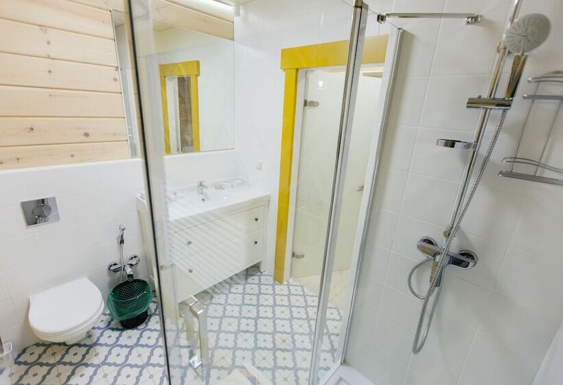 خانه 1 خوابه, Tenery