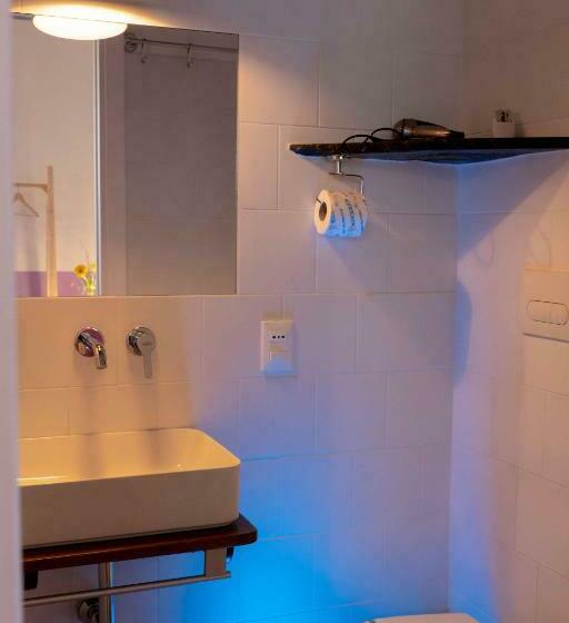 Номер Стандарт Вид на Сад, Novecento B&b