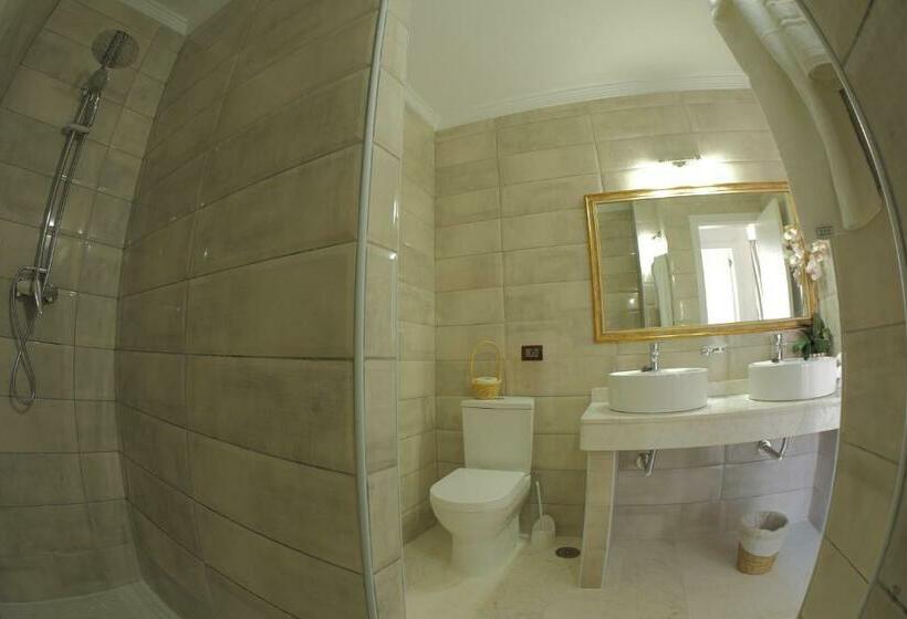 آپارتمان 2 خوابه, Apartamentos Piramides