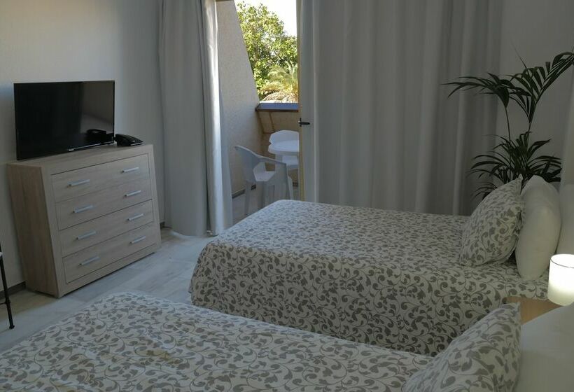 Студия Стандарт, Apartamentos Piramides