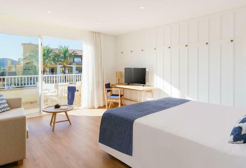 Полулюкс, Club Del Sol Resort & Spa