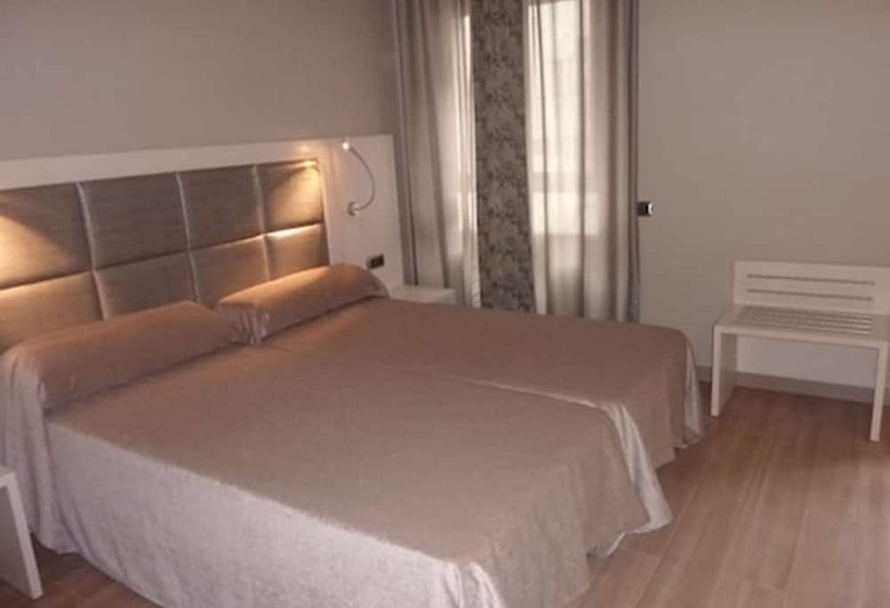 Номер Стандарт, Barcelona House