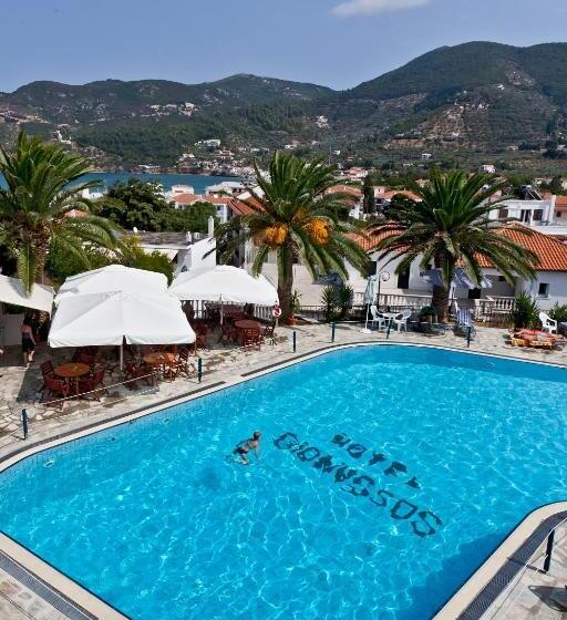 اتاق اساندارد با چشم‌انداز جانبی به دریا, Dionyssos