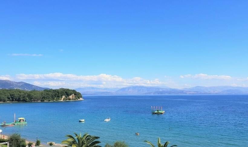 オーシャンビュースーペリアールーム, Elea Beach