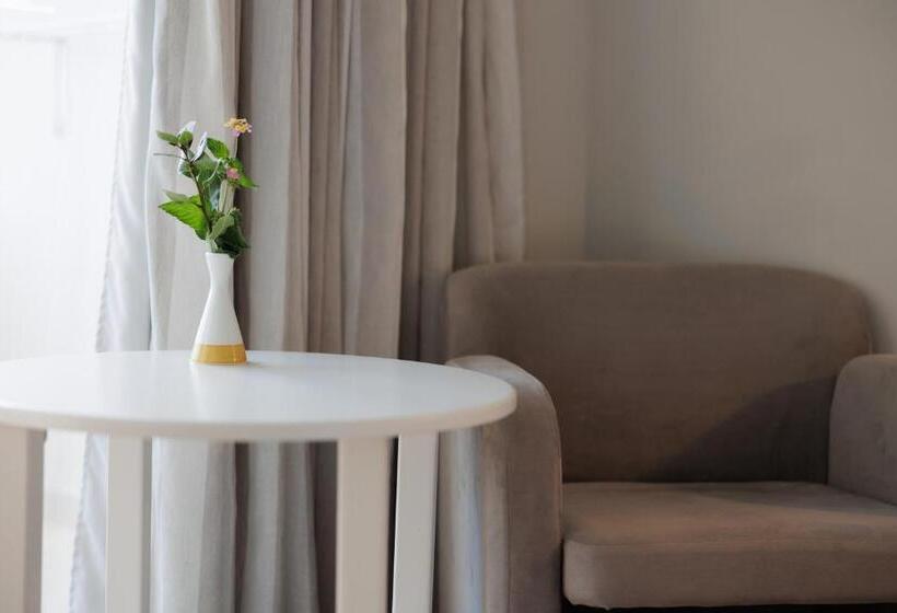 オーシャンビュースーペリアールーム, Elea Beach