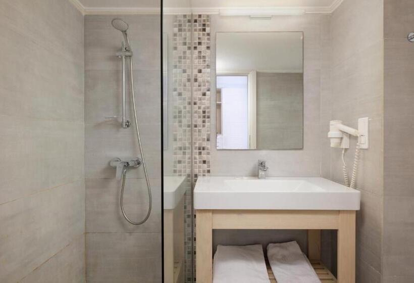 サイドシービューファミリールーム, Elea Beach