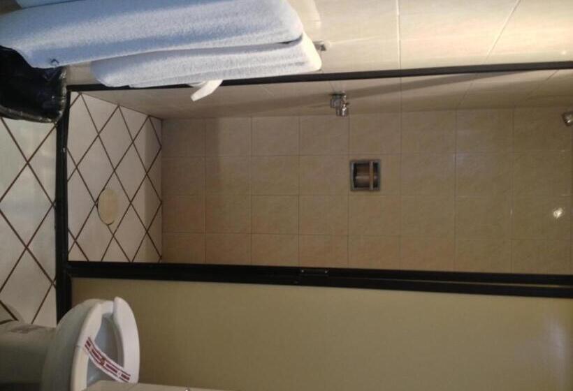 غرفة بريميوم رباعية, Nueva Galicia