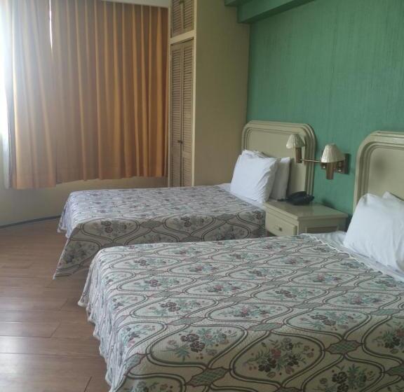 غرفة بريميوم رباعية, Nueva Galicia