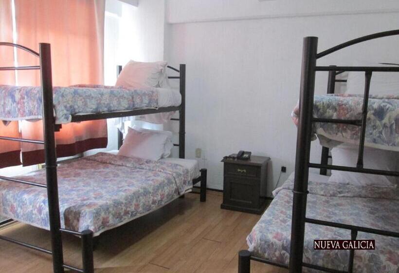 غرفة بريميوم رباعية, Nueva Galicia