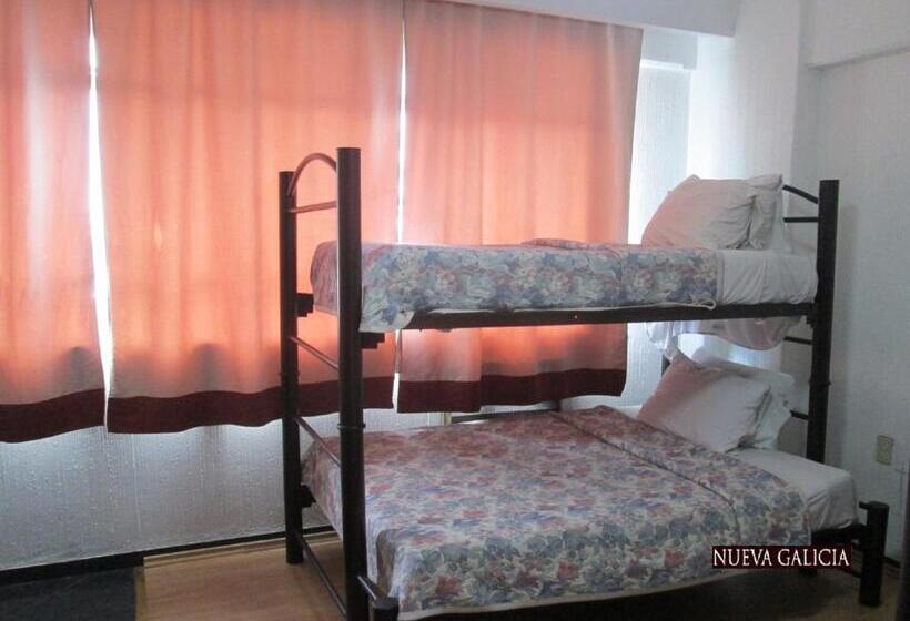 غرفة بريميوم رباعية, Nueva Galicia