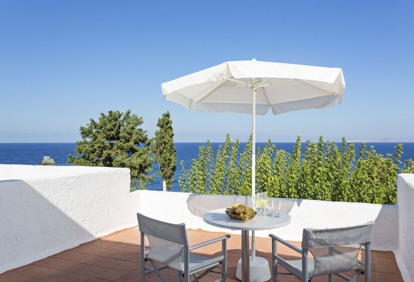 غرفة قياسية مطلّة علي البحر, Peninsula Resort & Spa