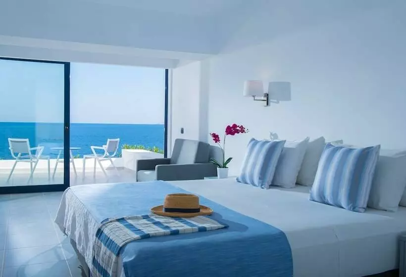 オーシャンビュージュニアスイート, Peninsula Resort & Spa