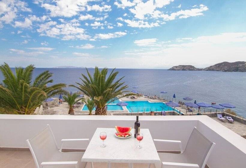 Люкс Семейный 2 Спальни, Peninsula Resort & Spa