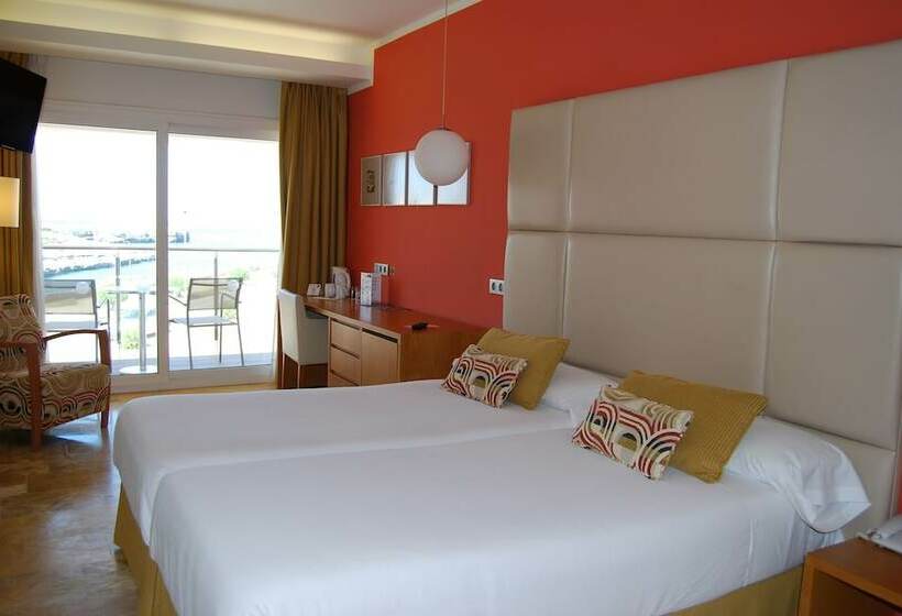 Habitación Estándar Vista Mar, Seth Port Ciutadella