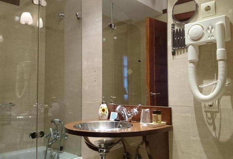 اتاق استاندارد یک نفره, Rural Vado Del Duratón