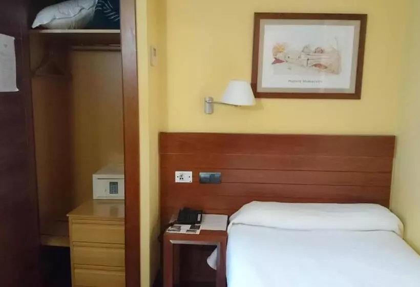 اتاق استاندارد یک نفره, Rural Vado Del Duratón