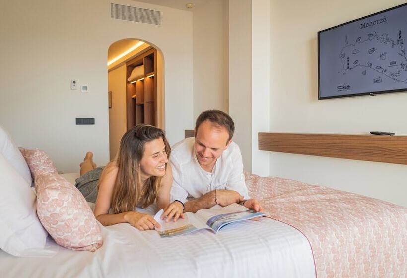 Habitación Estándar, Seth Port Ciutadella