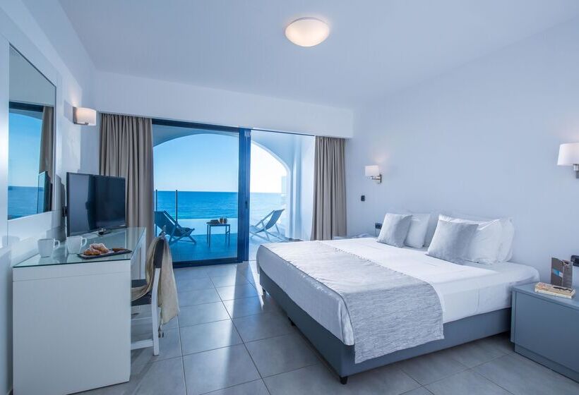 Номер Superior Вид на Море, Peninsula Resort & Spa