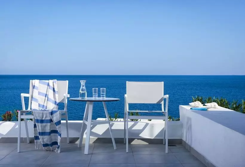 オーシャンビュージュニアスイート, Peninsula Resort & Spa