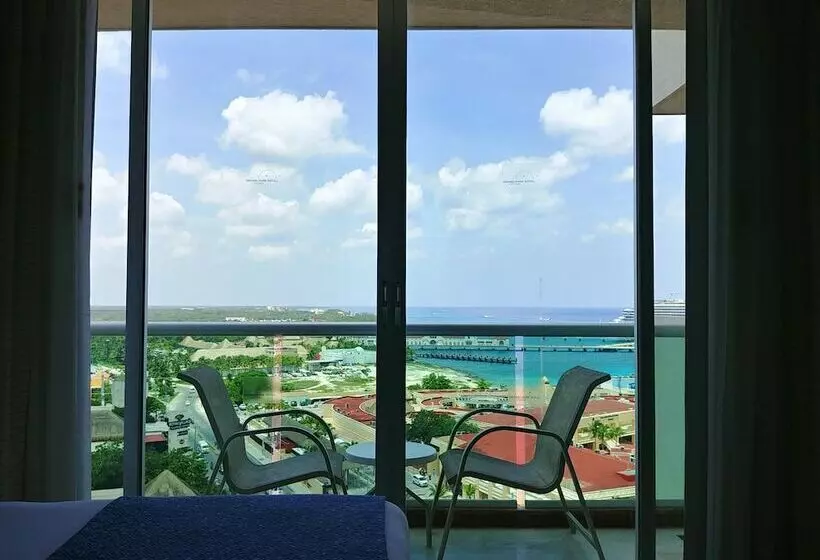 اتاق لوکس با چشمانداز دریا, Grand Park Royal Cozumel All Inclusive