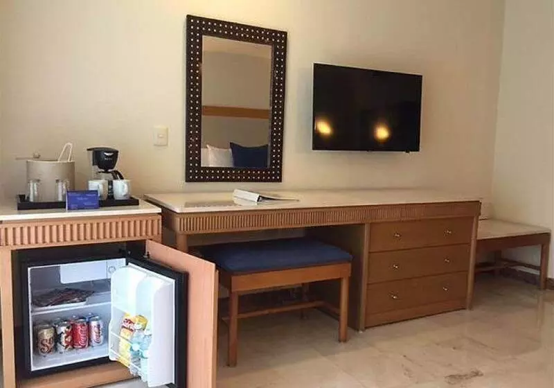 اتاق لوکس, Grand Park Royal Cozumel All Inclusive