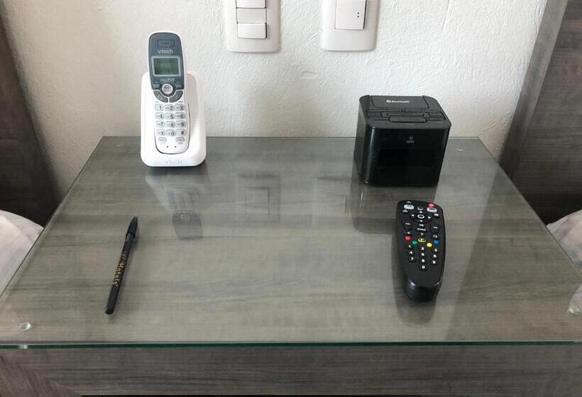 اتاق استاندارد با 2 تخت دوبل, We Hotel Aeropuerto